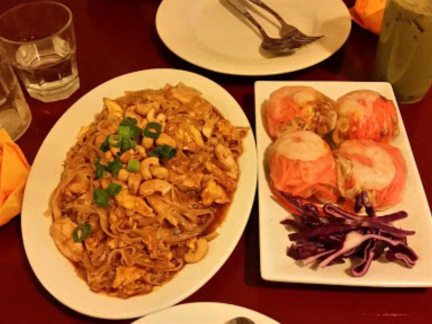 Dee's Vintage Thai Restaurant, Toowoomba City, QLD