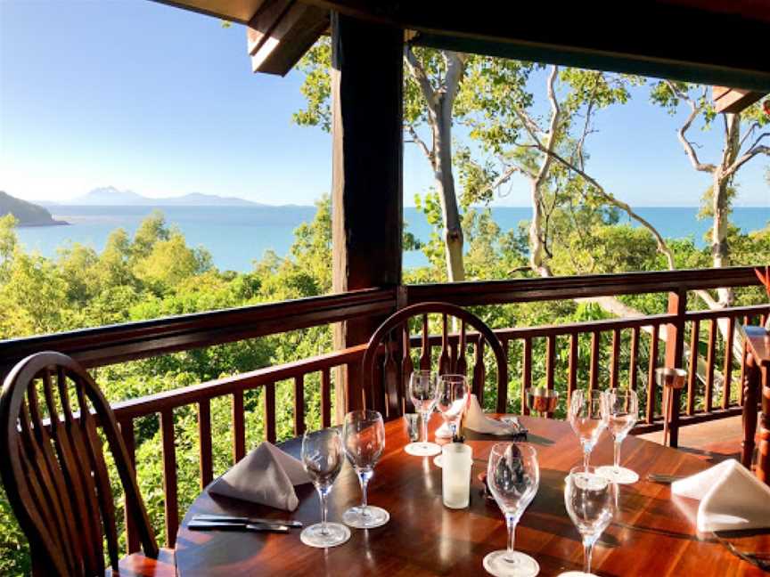 Osprey's Restaurant at Thala Beach Nature Reserve, Oak Beach, QLD