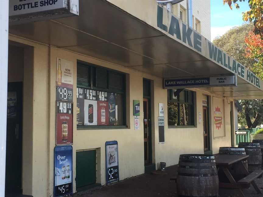 Bottlemart Express - Lake Wallace Hotel, Edenhope, VIC