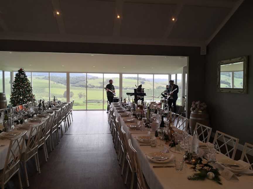 Crooked River Wines - Winery - Cellar Door - Restaurant - Wedding Venue, Gerringong, NSW