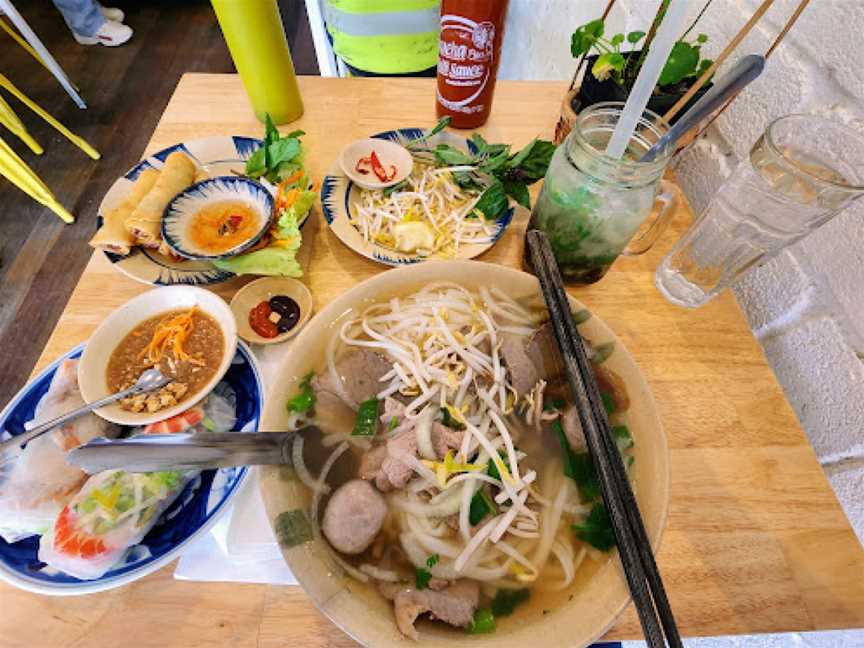 District Pho, Deepdene, VIC