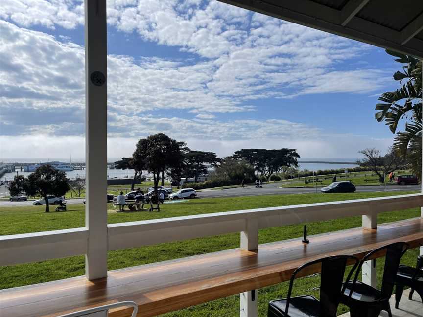 Edina Waterfront Cafe, Portarlington, VIC