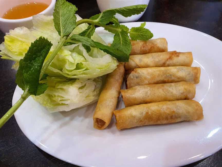 Pho Minh Long, Mitcham, VIC