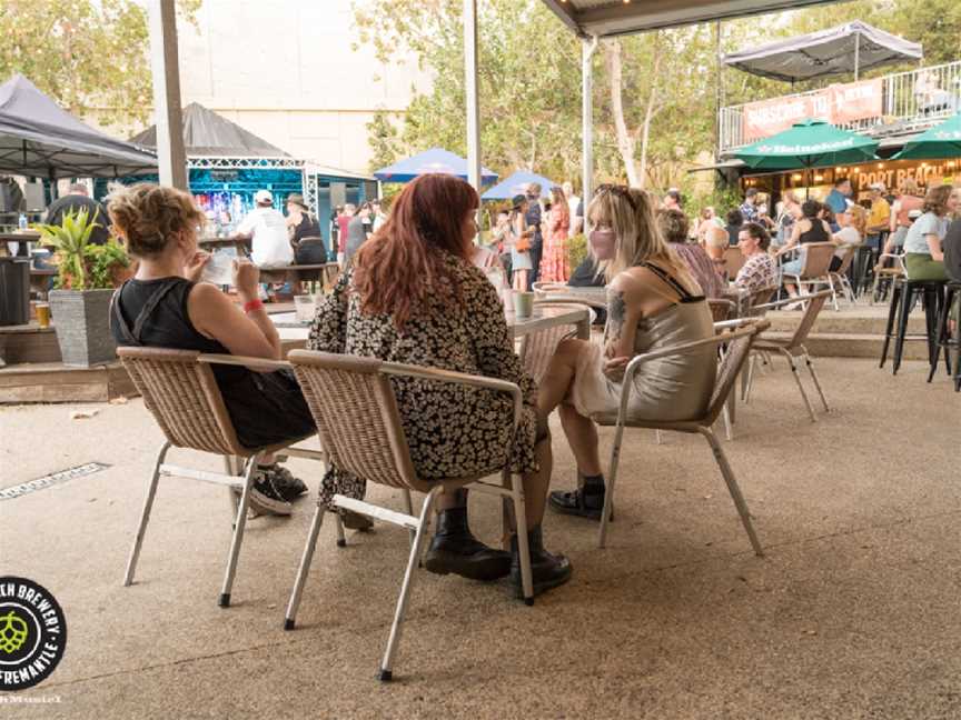 Port Beach Garden Bar & Brewery / Railway Hotel, North Fremantle, WA