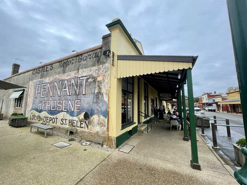 Telegraph Hotel, Chiltern, VIC