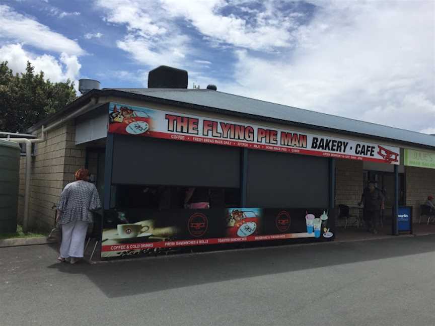 The Flying Pie Man Bakery Cafe, Jacobs Well, QLD