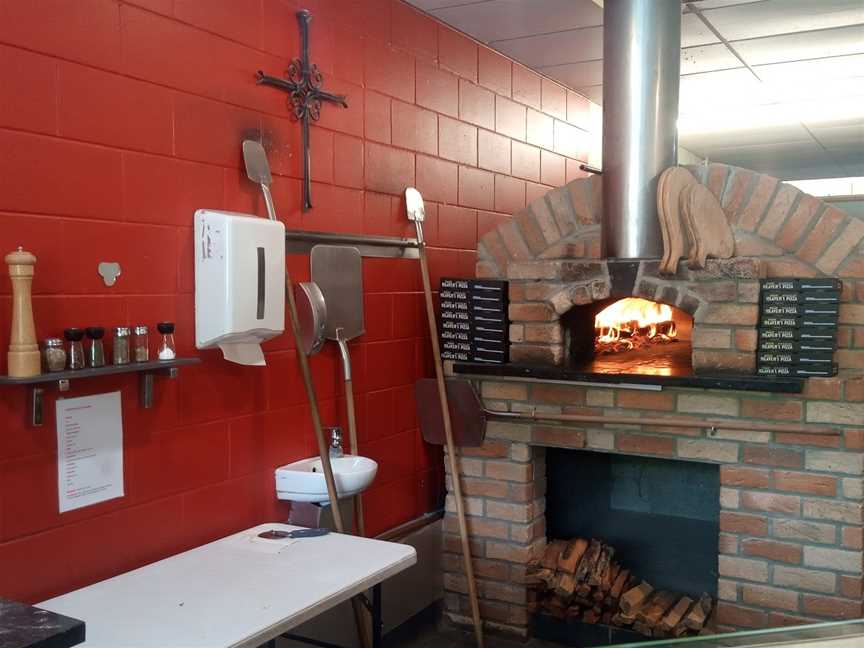 Heaven's Woodfire Pizza Waikanae, Waikanae, New Zealand