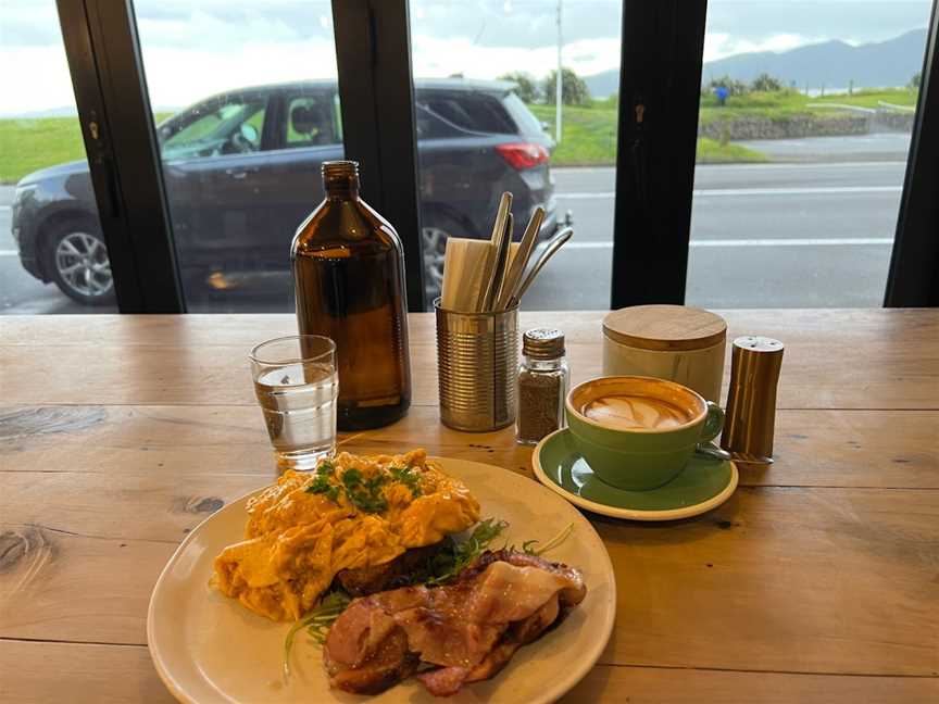 Marine Parade Eatery, Paraparaumu Beach, New Zealand