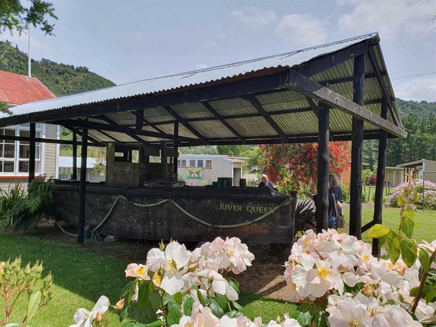 Matahiwi Cafe and Roadside Cabins, Matahiwi, New Zealand