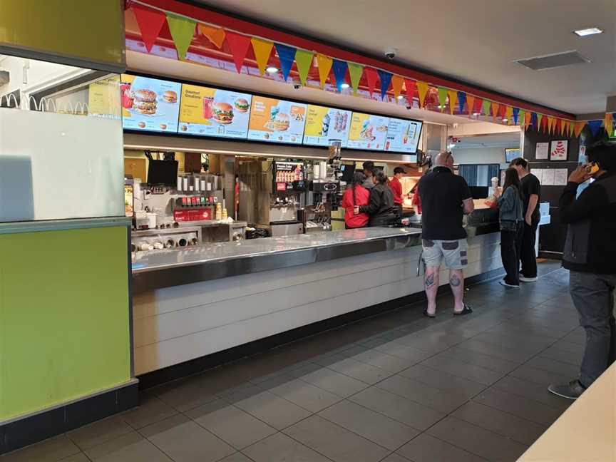 McDonald's Bombay, Bombay, New Zealand