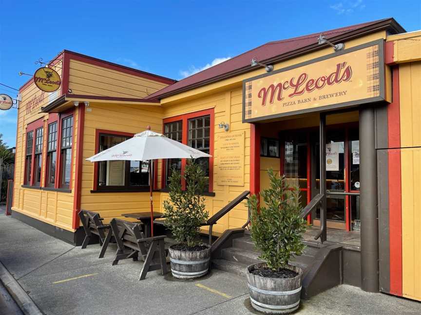 McLeod's Pizza Barn & Brewery, Waipu, New Zealand