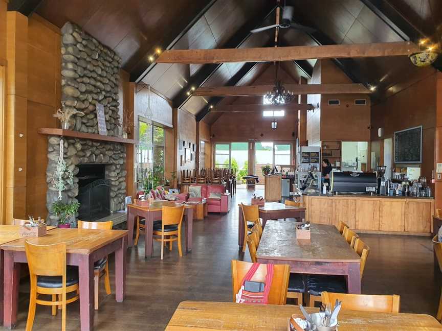 Mud Bay Cafe, Urenui, New Zealand