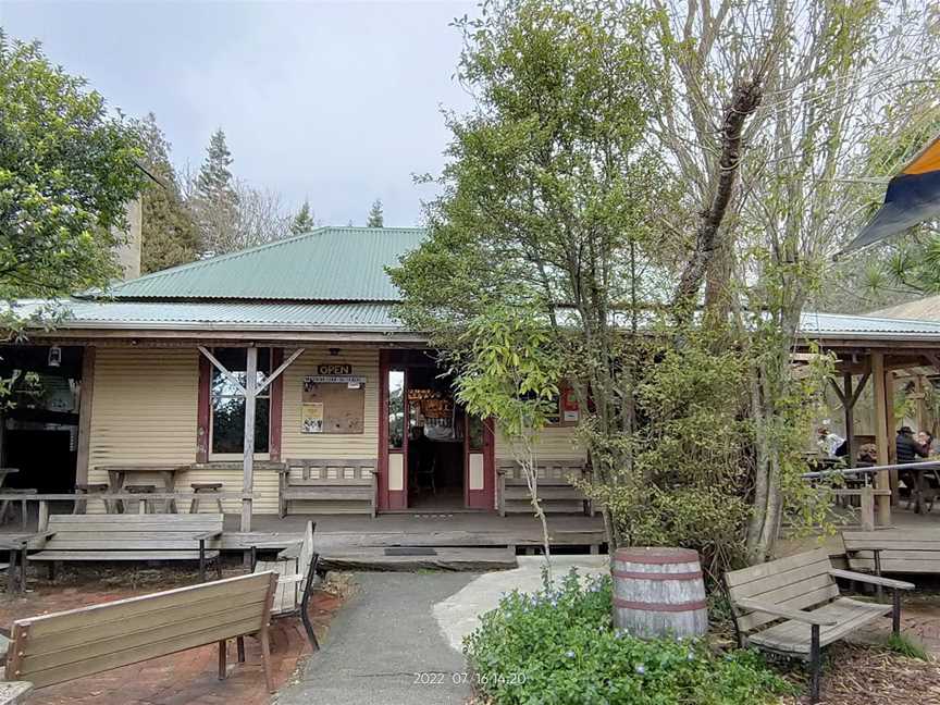 Mussel Inn, Onekaka, New Zealand