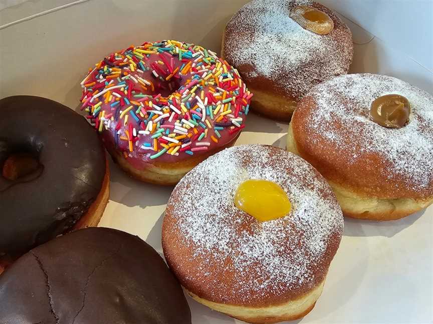 NZ BAKERY DONUTS, Flat Bush, New Zealand