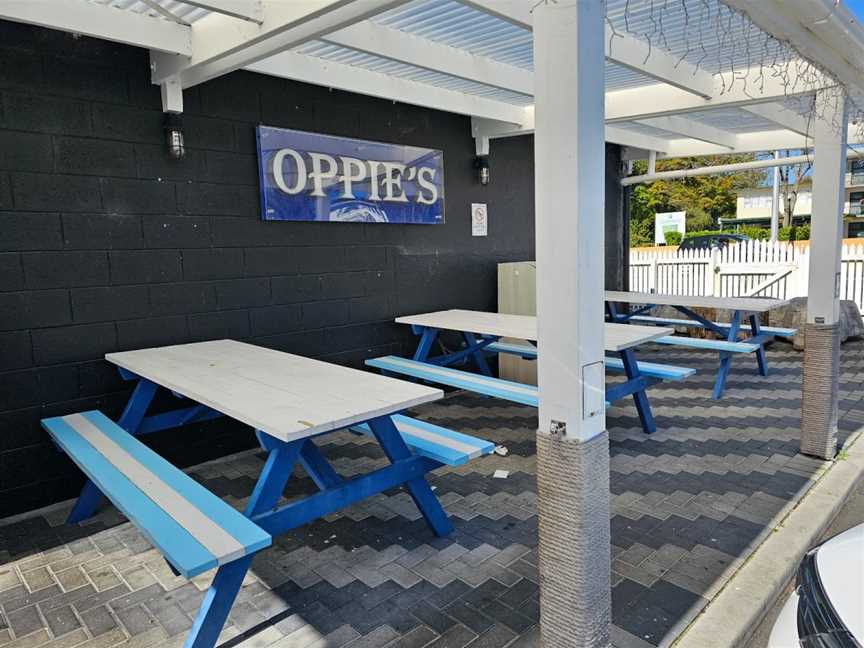 Oppies Fish & Chips And Chinese Takeaway, Victoria, New Zealand