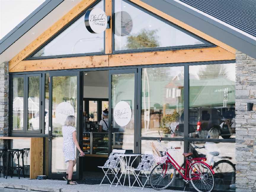 Pembroke Patisserie, Albert Town, New Zealand