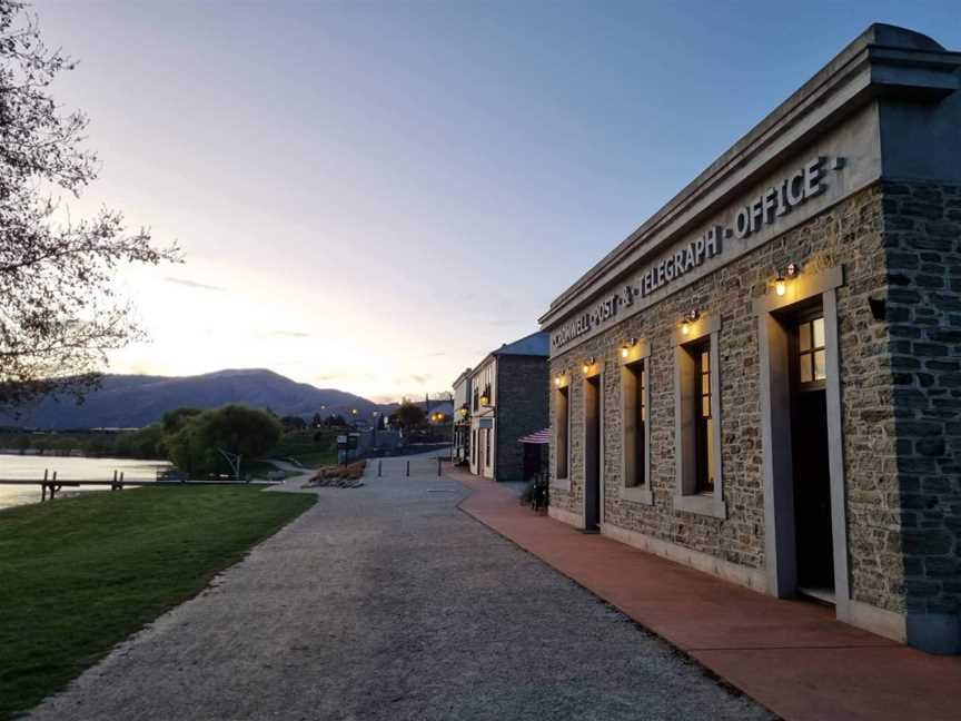 Penny Black Cocktail Bar, Cromwell, New Zealand