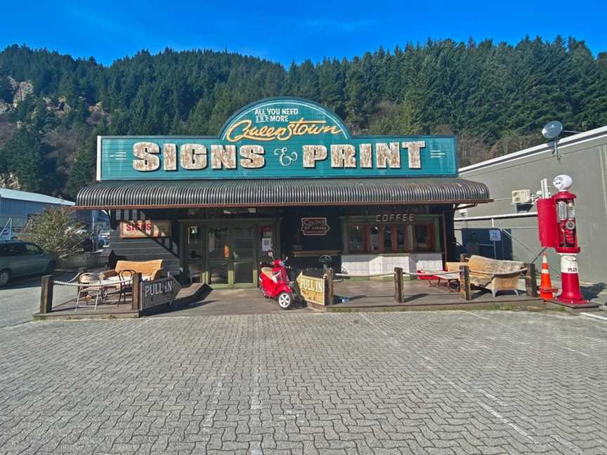 Queenstown Cafe, Queenstown, New Zealand