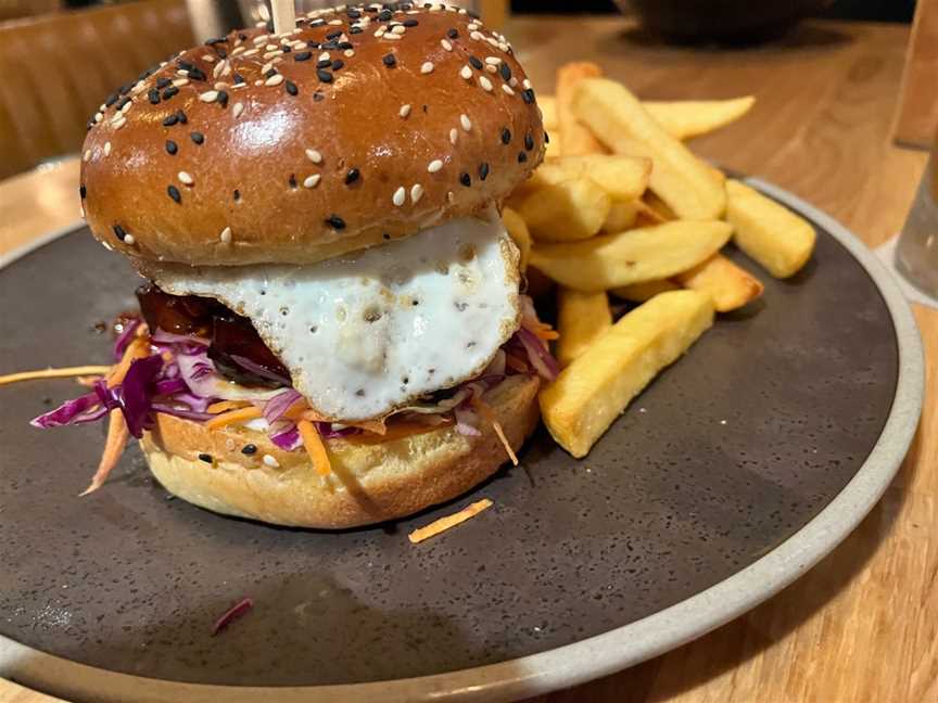 Redoubt Bar & Eatery, Matamata, New Zealand