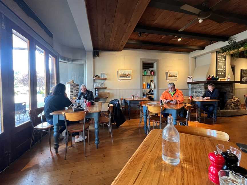 Relishes Cafe, Wanaka, New Zealand