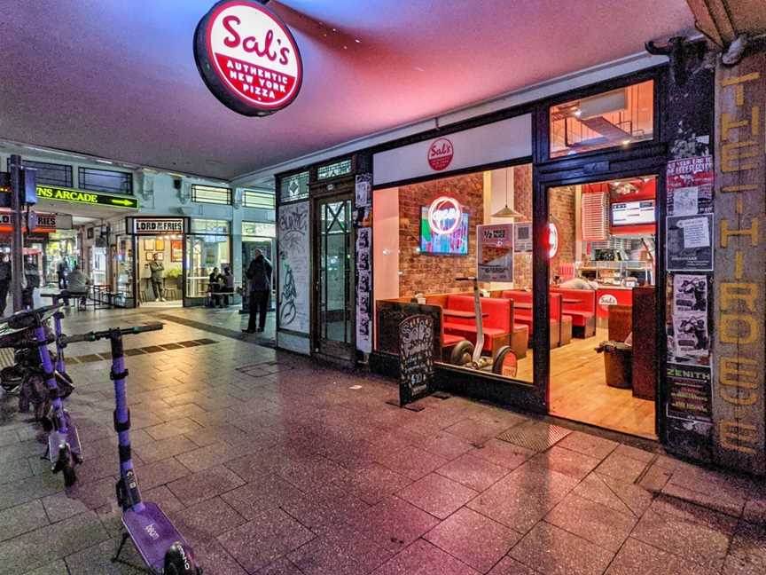 Sal's Authentic NY Pizza - Krd, Auckland, New Zealand