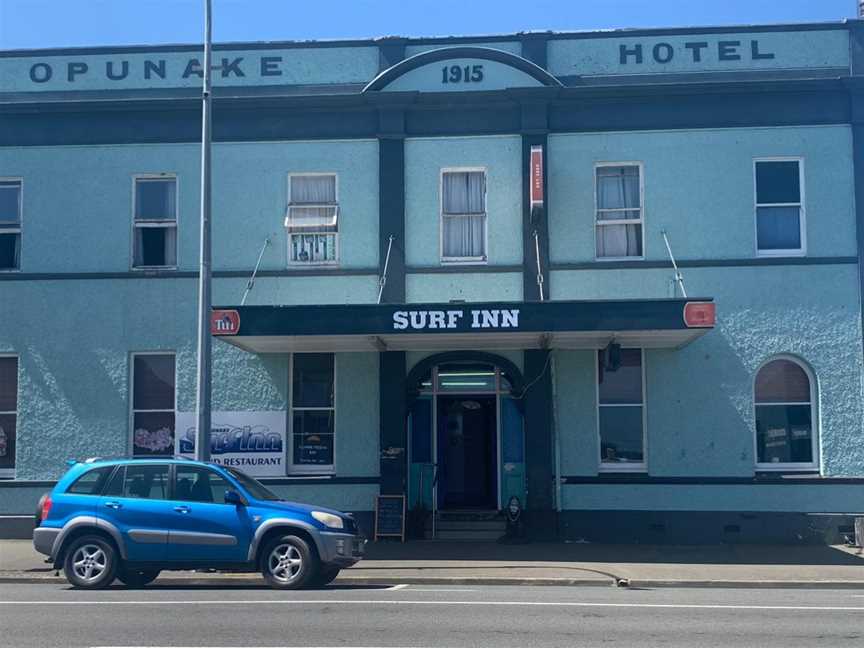 Surf Inn Bar, Restaurant ,accomodation And Bottle Store, Opunake, New Zealand