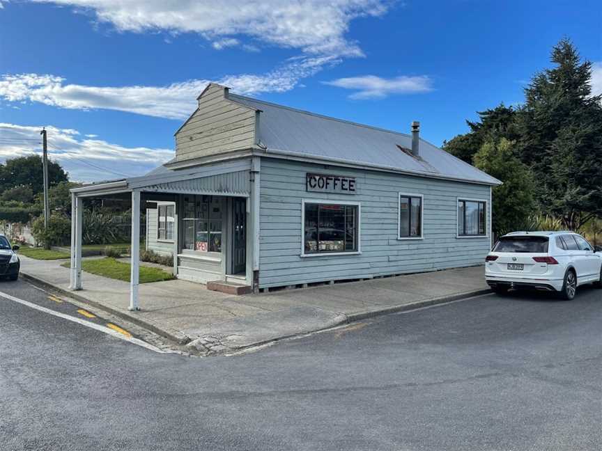 Tahatika Coffee Traders, Owaka, New Zealand