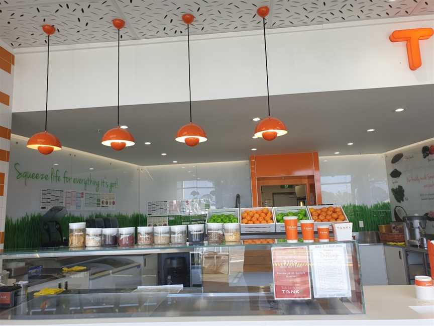 TANK Hobsonville - Smoothies, Raw Juices, Salads & Wraps, Hobsonville, New Zealand