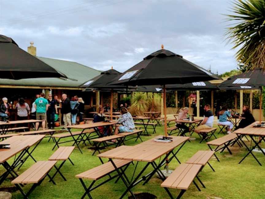 The Cabbage Tree Restaurant, Otatara, New Zealand