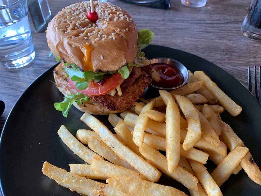 The Lookout Bar and Kitchen, Pukete, New Zealand