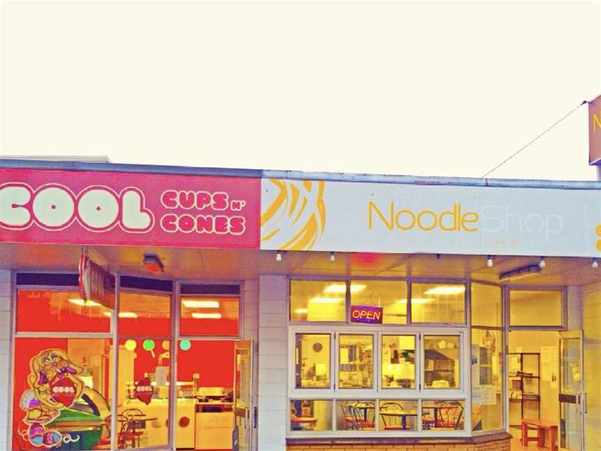 The noodle shop & Cool Cups n’ Cones, Te Awamutu, New Zealand