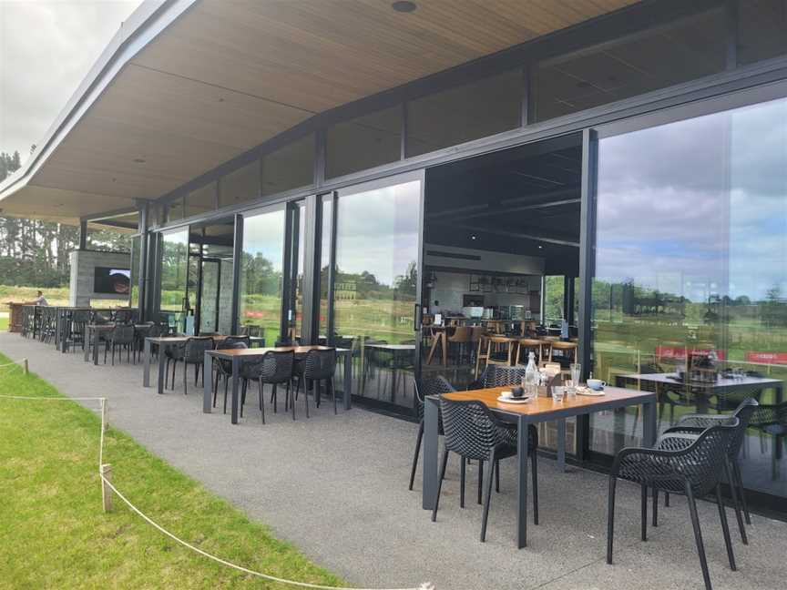 TiEKE Bar Cafe & Licensed Restaurant, Tamahere, New Zealand