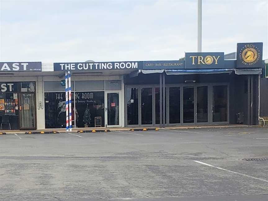 Traditional Roast, Torbay, New Zealand