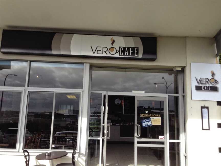 Vero Cafe, Unsworth Heights, New Zealand