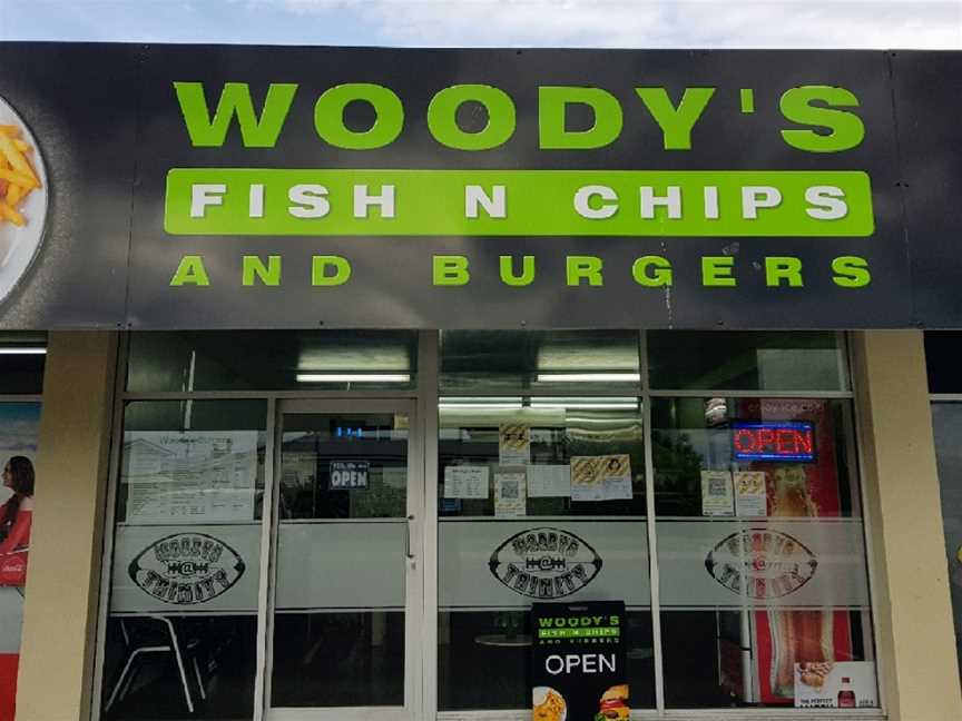 Woody's @ Trinity Fish &Chips, Pirimai, New Zealand