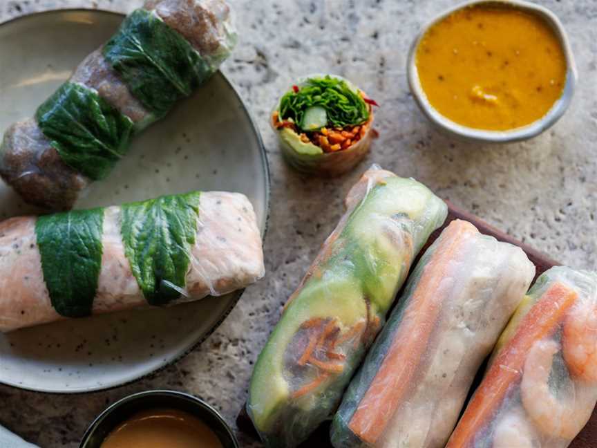 Rice paper rolls