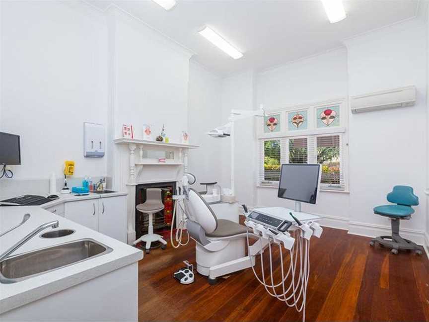 The Dentists, Health & community services in Subiaco