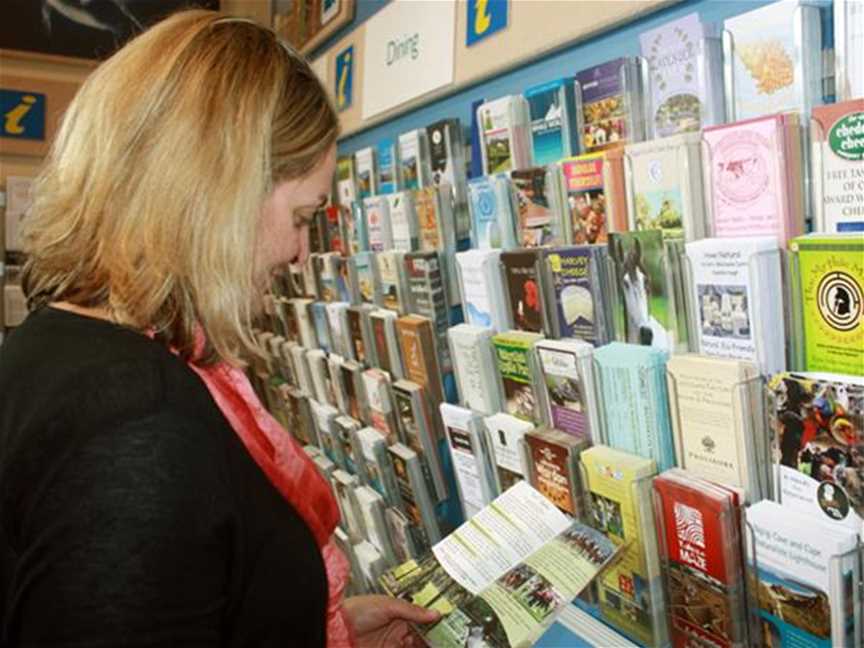 Dunsborough Visitors Centre, Travel and Information Services in Dunsborough