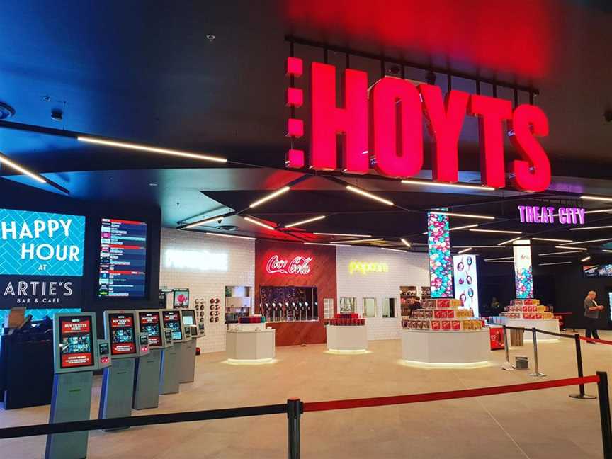 Carousel Hoyts, Local Facilities in Cannington