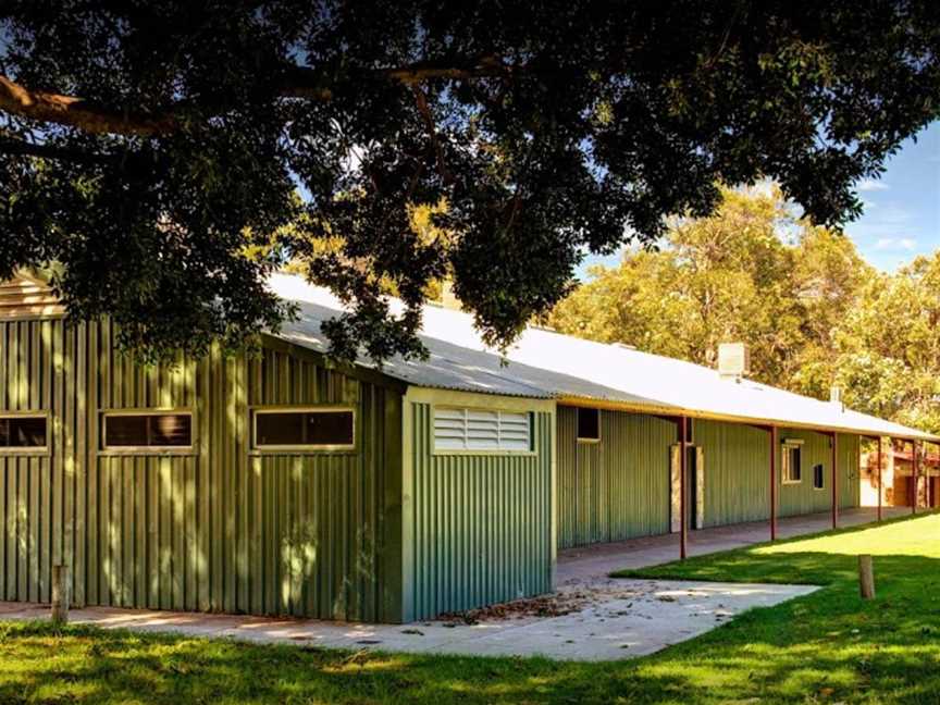 Margaret Cockman Pavilion, Local Facilities in Wannero