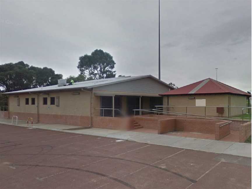 Ridgewood Clubrooms, Local Facilities in Ridgewood