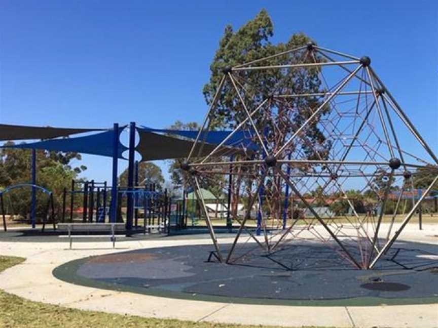 Ferrara Park, Local Facilities in Girrawheen