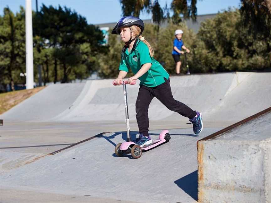 Clarkson Skate Park, Local Facilities in Clarkson