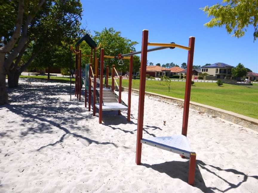 Longford Park, Local Facilities in Wanneroo