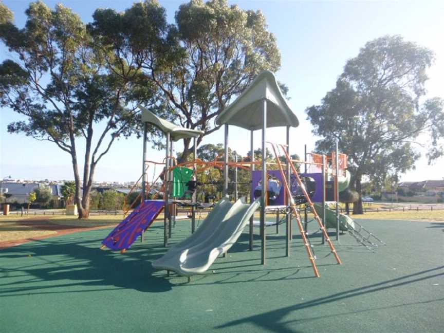 Homestead Park, Local Facilities in Clarkson