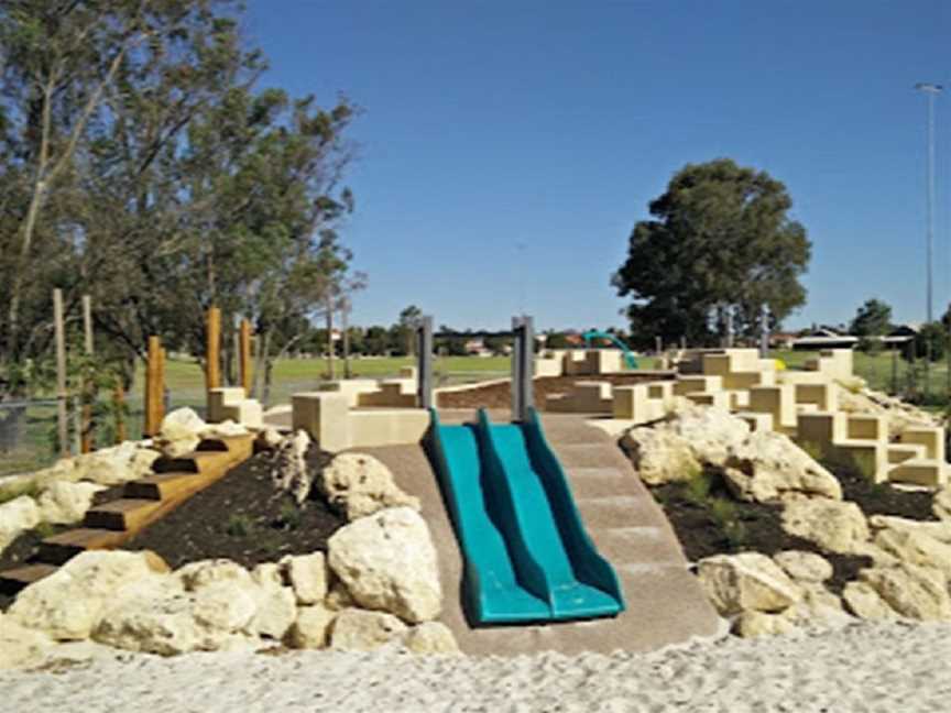 Warradale Park, Local Facilities in Landsdale