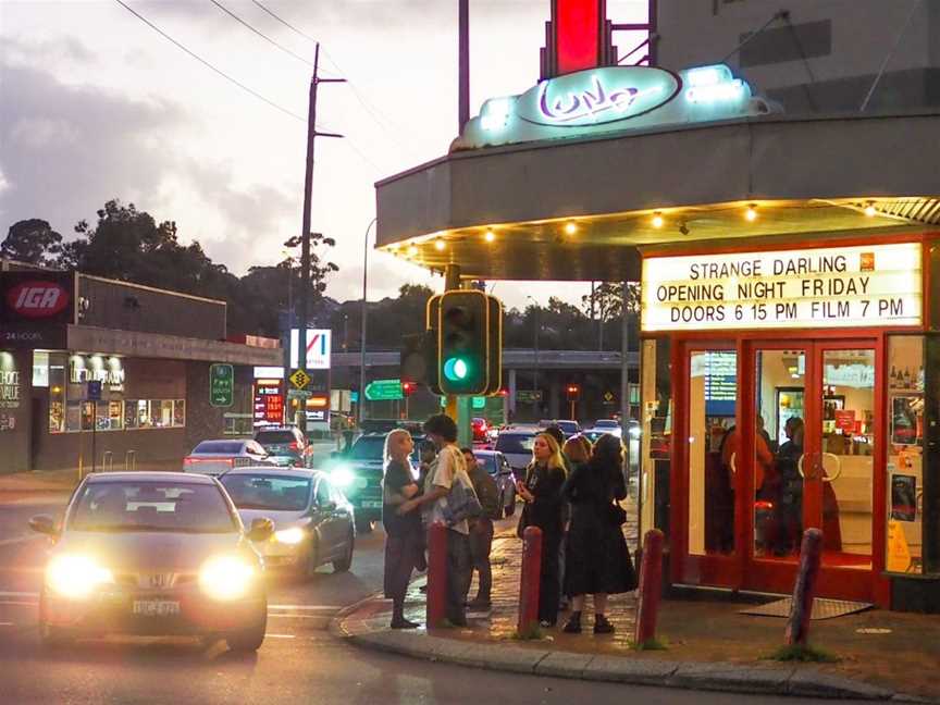 Luna Leederville, Local Facilities in Leederville