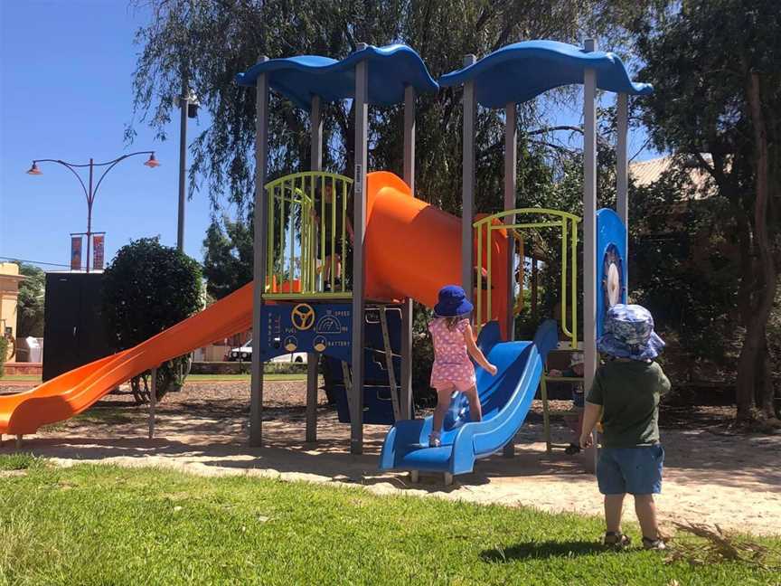 Wild Things Family Day Care, Business directory in Morawa