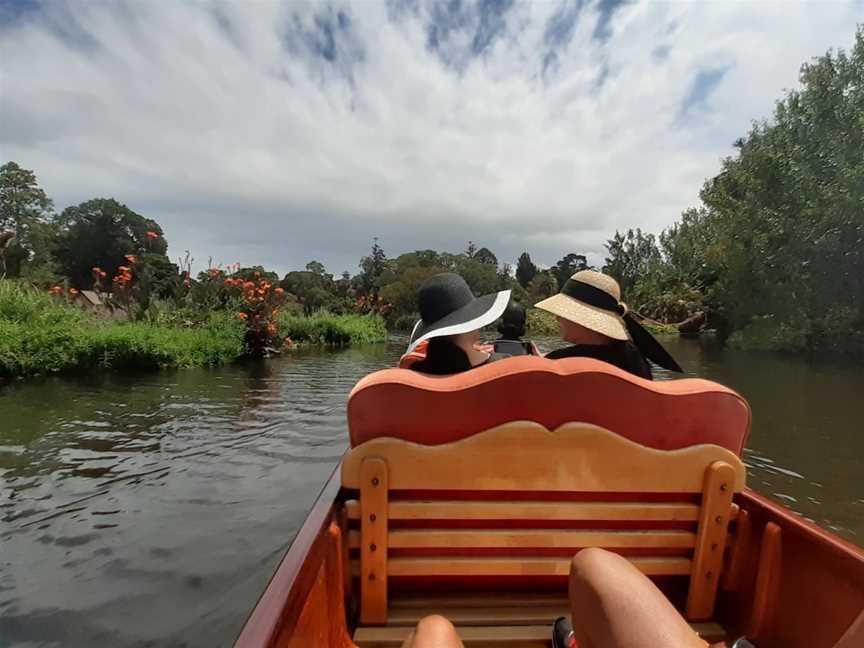 Punting On The Lake, Melbourne, VIC