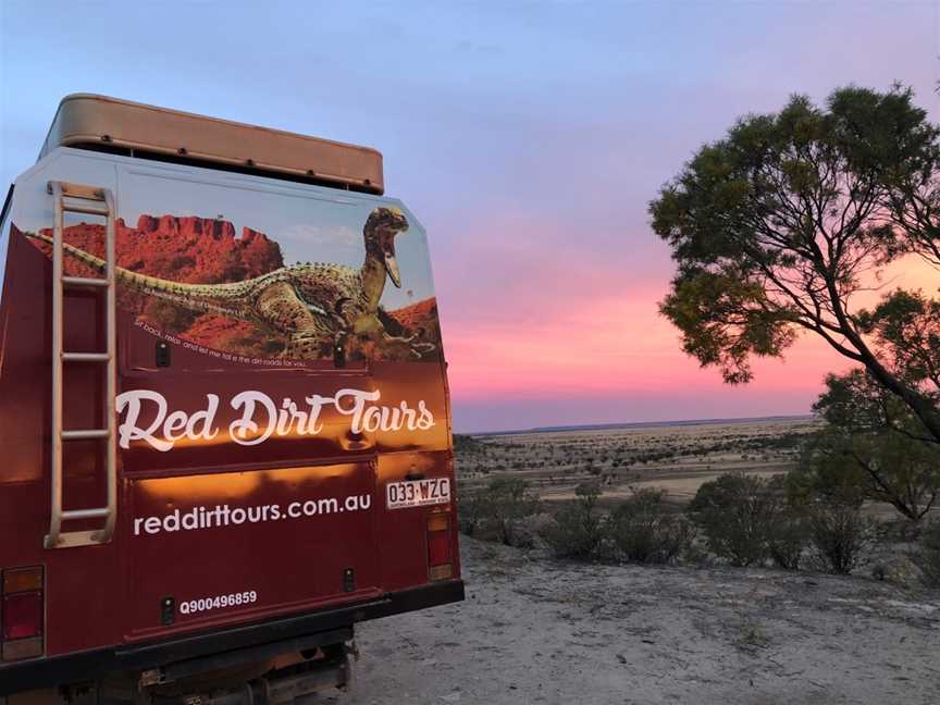 Red Dirt Tours, Winton, QLD